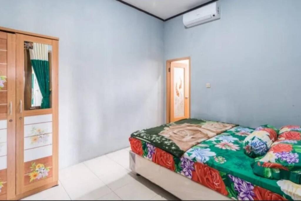 Villa Mutiara Citra Puncak Bu Eva Sampal Exterior photo