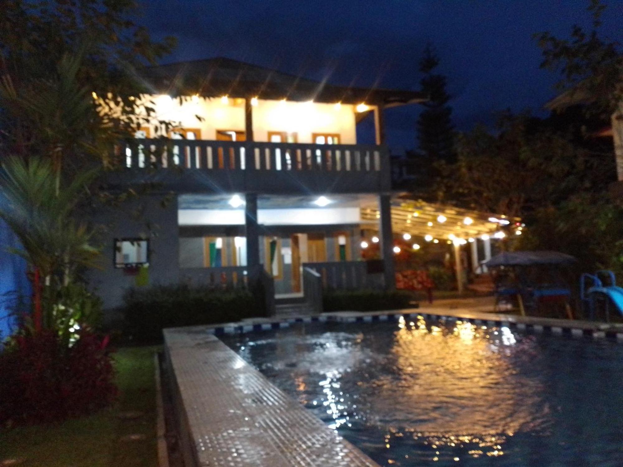 Villa Mutiara Citra Puncak Bu Eva Sampal Exterior photo