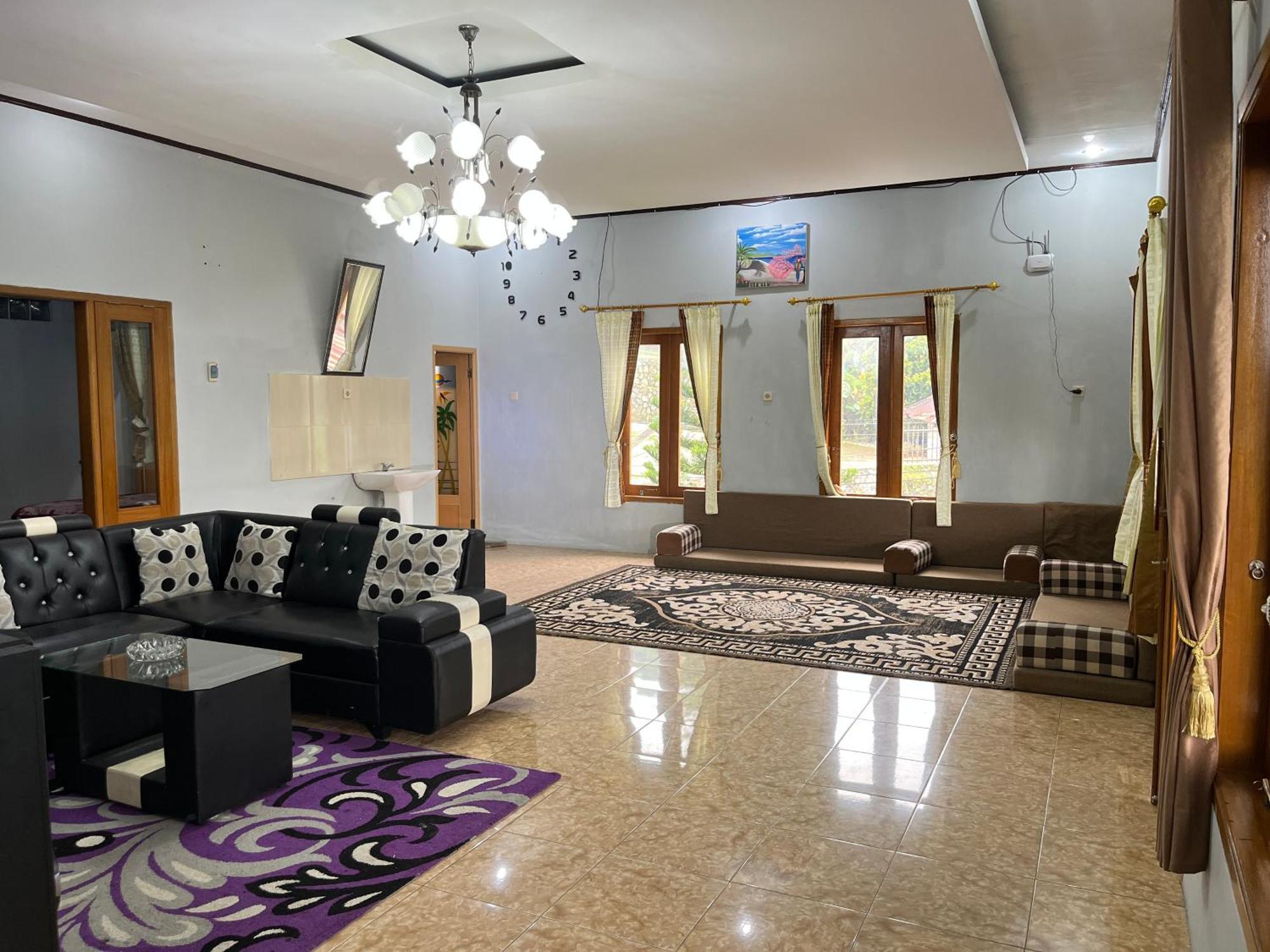 Villa Mutiara Citra Puncak Bu Eva Sampal Exterior photo
